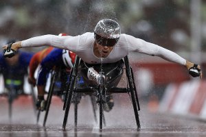 東京パラリンピック陸上男子800mT54決勝、スイスのマルセル・フグ選手が金メダル