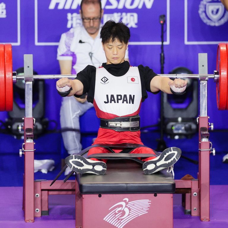 パワーリフティング西崎哲男が怪我から復帰し8位入賞！